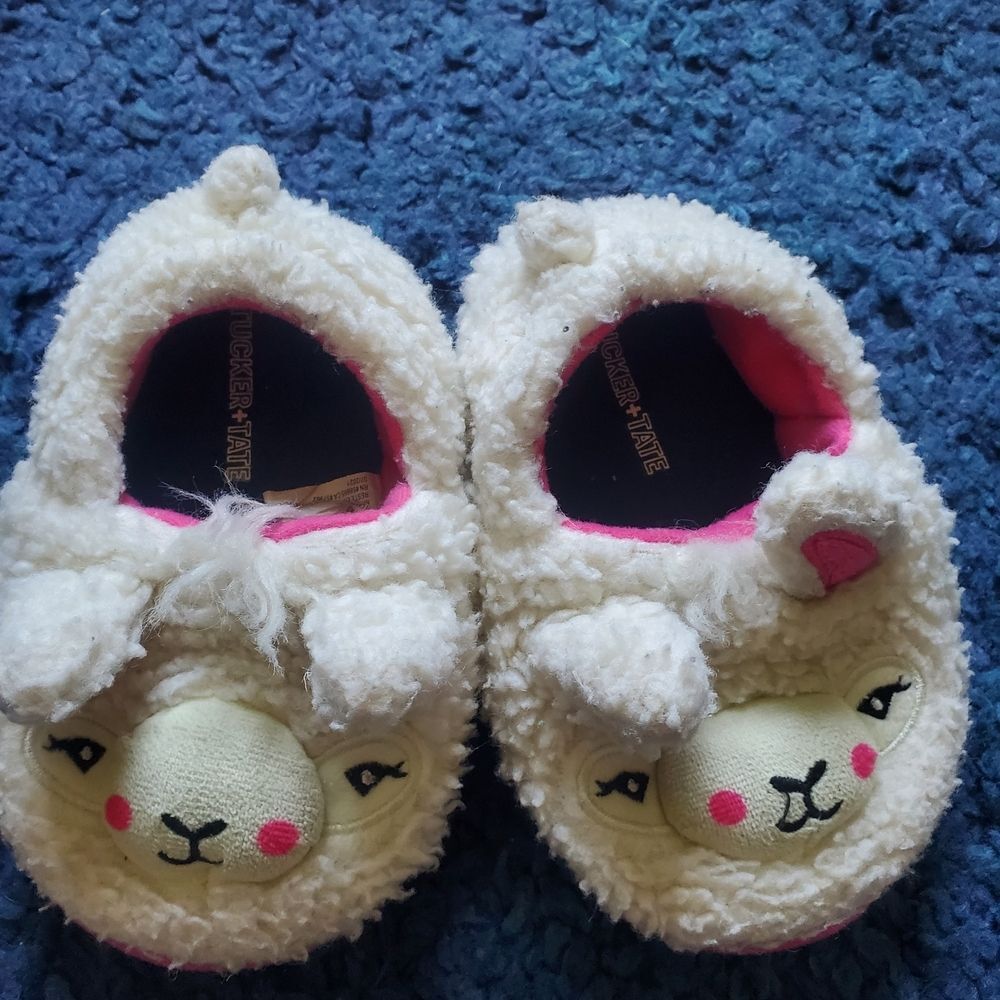 Tucker + Tate Sheep White and Pink Kids Slippers Size 10M